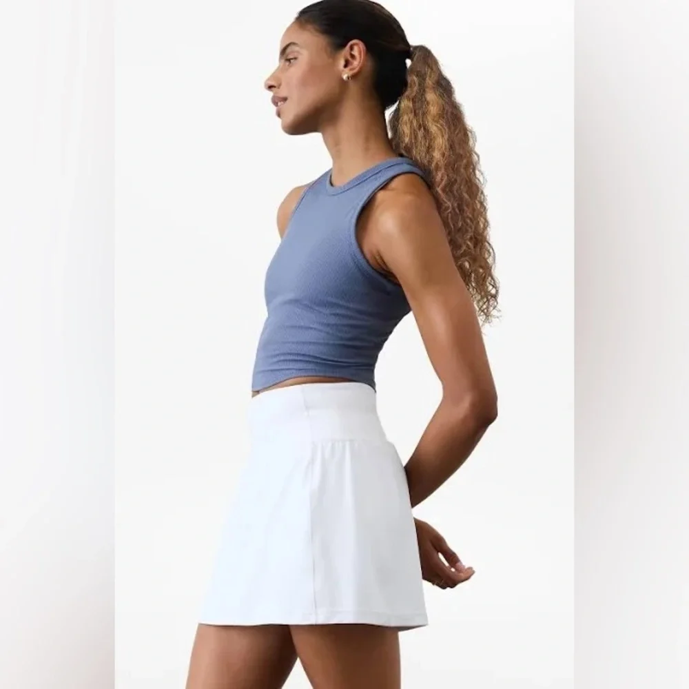 Athleta Bright White Salutation Stash Pocket 14.5” Skort Size Large